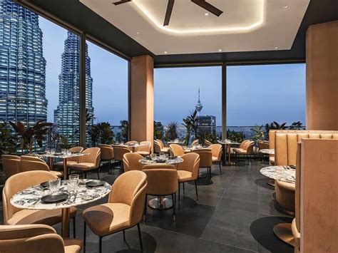 Alva KL: Sky Dining & Grill Restaurant With KLCC Twin Tower Views