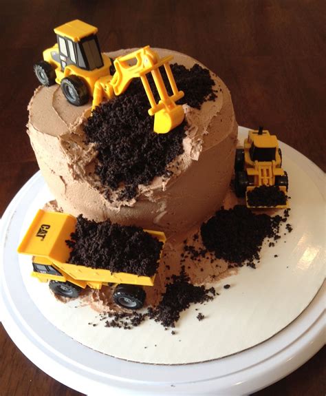 Birthday Cakes - digger cake | Cake, Construction cake, Birthday cake kids