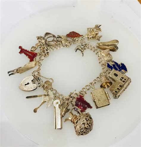 Vintage sterling silver charm bracelet with 20 charms - hallmarked ...