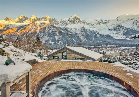 Architectural Chalet Steps to Chamonix Town