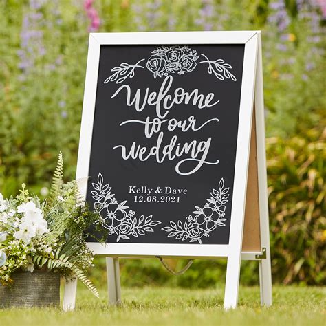 Cricut: How to Make a Wedding Easel Welcome Sign | Hobbycraft