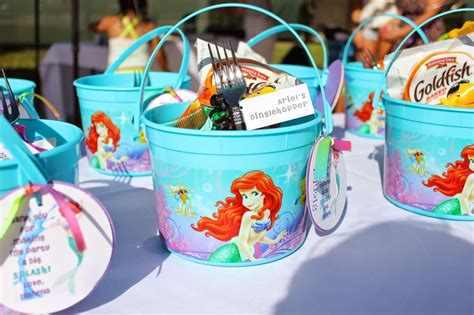 Little Mermaid party favors Viva Fashion | Faveurs de fête de sirène, Fête petite sirène, Fête ...