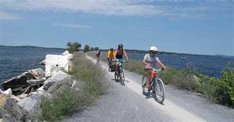 In Vermont, biking across Lake Champlain on an old rail causeway - The Salt Lake Tribune