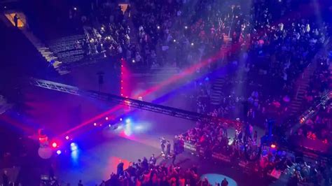 Cody Rhodes Entrance WWE Live Show at MSG : r/SquaredCircle