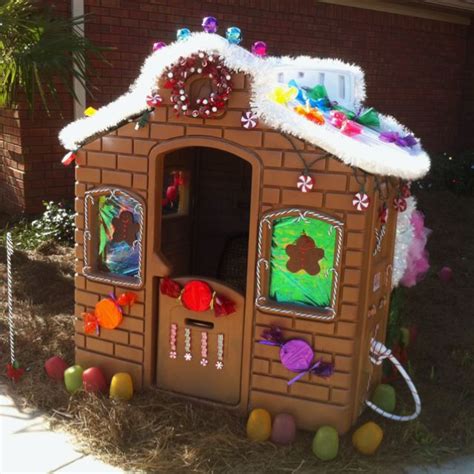 20+ Gingerbread House Outdoor Christmas Decorations – HomeDecorish