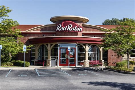 Red Robin Hours: Business Hours, Happy Hour, Holiday Hours, and Near Me ...