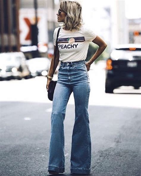 15 Awe-Inspiring High Waisted Flare Jeans Outfit Ideas - MATCHEDZ | Fashion, Flare jeans outfit ...