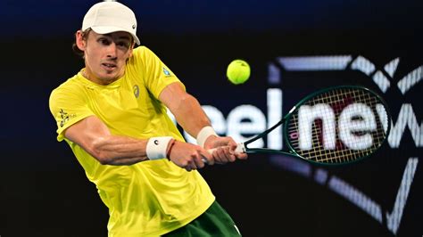 Alex de Minaur reaches top 10 ahead of Australian Open campaign - ABC News