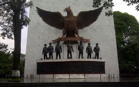 Monumen Pancasila Sakti dan Asal Usul Nama Lubang Buaya yang Melegenda ...