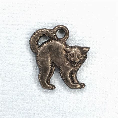 Cat Pendant - Etsy