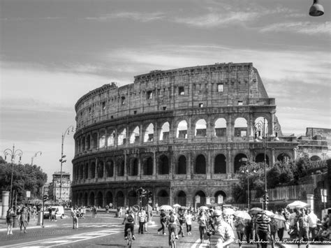 The Colosseum in Black and White | Travel Photo | The Road to Anywhere