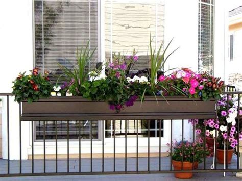 Gorgeous Flower On Balcony Ideas32 | Balcony railing planters, Balcony planters, Railing planter ...