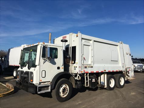 Mack Mru613 Garbage Trucks For Sale Used Trucks On Buysellsearch