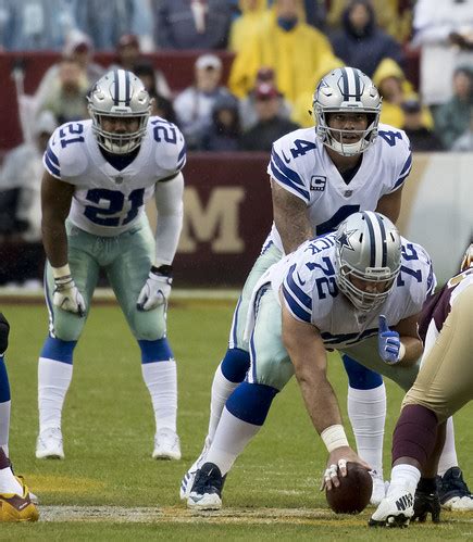 Dak Prescott | Cowboys at Redskins 10/29/17 | Keith Allison | Flickr