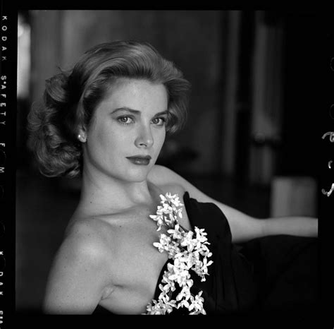 28 Iconic Photographs of Grace Kelly, Princess of Monaco | Vogue Alfred ...