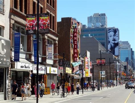 Downtown Yonge Street | Yonge street, Downtown toronto, Downtown