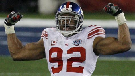 Giants to retire HOFer Michael Strahan's jersey number