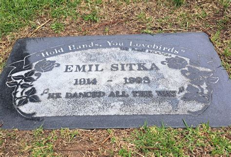 Classic Three Stooges actor Emil Sitka. "Hold Hands, You Lovebirds!" : r/CemeteryPorn