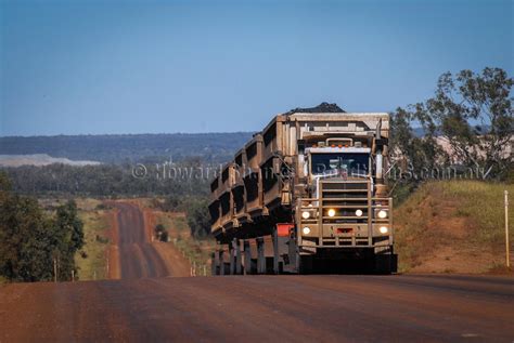 1000 HP Kenworth C510 – Powertrailer combination Review – Australian Roadtrains