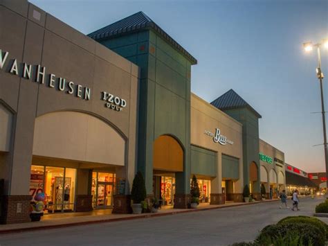 Tanger Outlets Leasing - Location - Branson