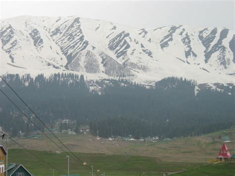 Jammu and Kashmir Tourism | Kashmir Tourism: Gulmarg Hill Station | Gulmarg Tourism | Tourist ...