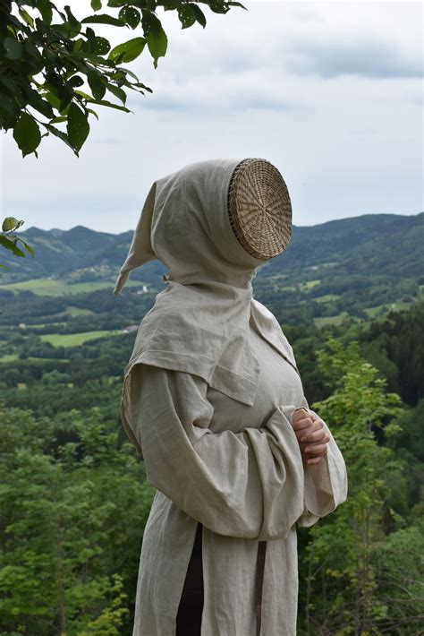 My medieval beekeeper costume from a renfaire in May :) : r/renfaire