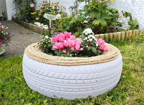 DIY tyre planter | The dainty dress diaries