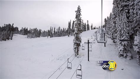 Badger Pass Ski Area opens for the season - ABC30 Fresno