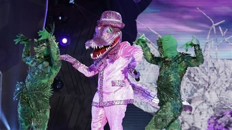 'The Masked Singer': Crocodile's Falsetto Floors the Panelists (RECAP)