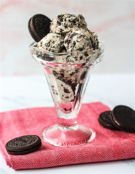 No-Churn Oreo Ice Cream - Baker Jo - Quick Summer Dessert Recipe