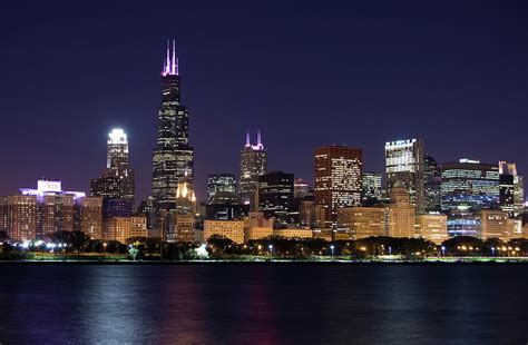 Chicago Loop Skyline Next To The Water by Chrisp0