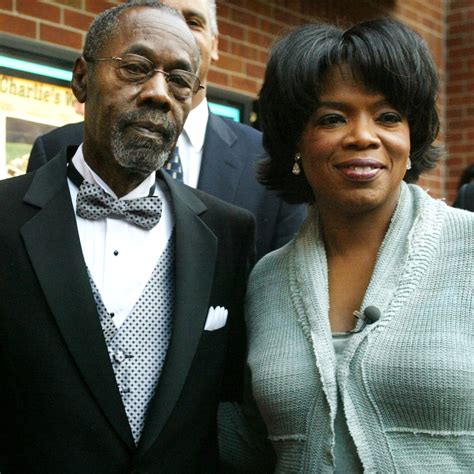 Oprah Winfrey's Father Vernon Winfrey Dead at Age 89