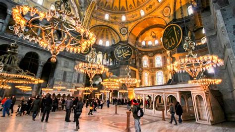 An Architectural Wonder: Hagia Sophia Museum - Efe Apart Hotel Sultanahmet