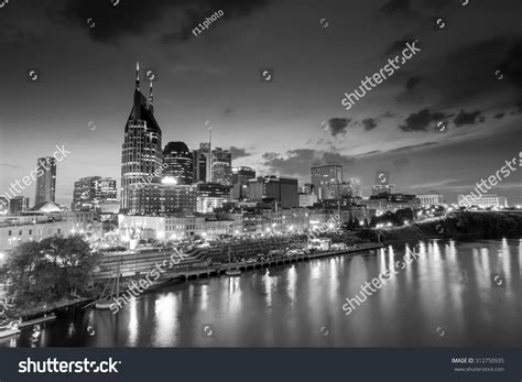 163 Nashville Skyline Black And White Images, Stock Photos & Vectors | Shutterstock