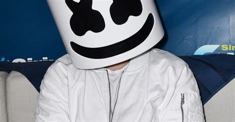 Versteckt sich Shawn Mendes hinter dem Alter Ego “Marshmello”?