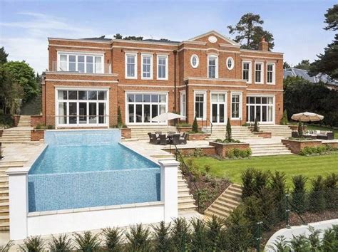 See inside this luxurious Weybridge mansion - Surrey Live