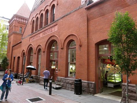 One Day in America: Historic Central Market in Lancaster, Pennsylvania