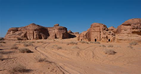 Exploring Mada'in Saleh: Arabian Rock Art Heritage History