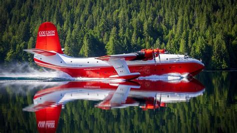 Last Martin Mars to take final flight alongside Canadian Forces Snowbirds