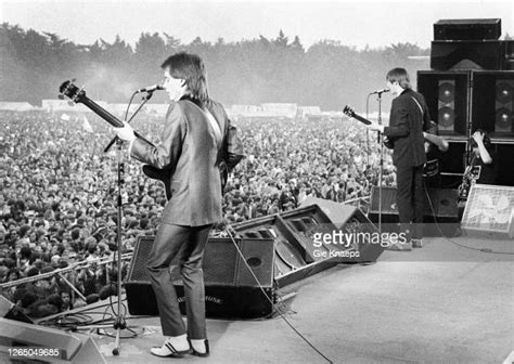 Bruce Foxton The Jam Photos and Premium High Res Pictures - Getty Images