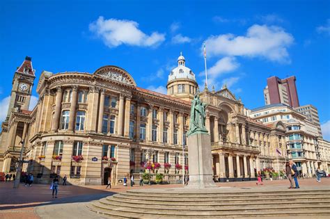 Food and Dining in Birmingham - Birmingham travel guide - Go Guides