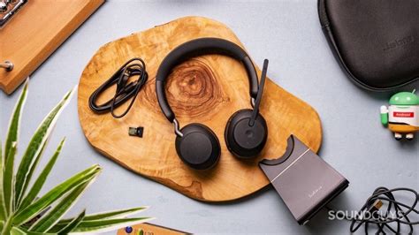 Jabra Evolve2 65 review - SoundGuys