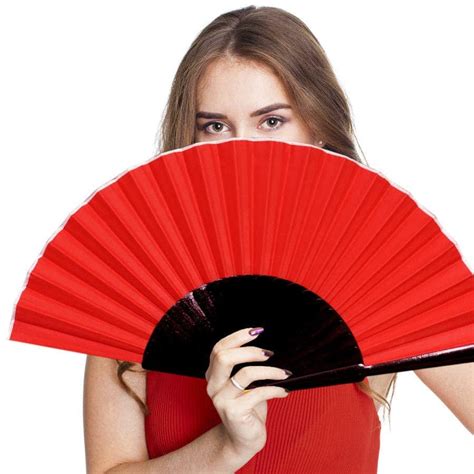 Spanish Hand Fans | History and Secret Language of Fans