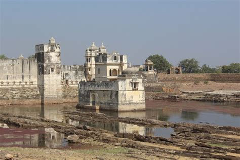 Best 13 places to visit in Chittorgarh - Travel Place India