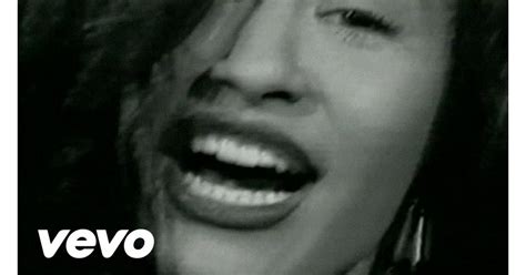 "La Carcacha" | Selena Quintanilla Playlist | POPSUGAR Latina Photo 11