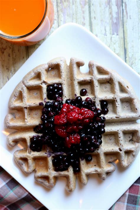 Fluffy Vegan Waffles