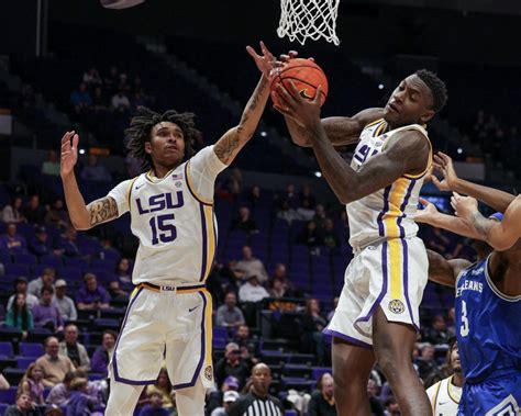 LSU basketball score vs. UT Arlington: Live updates from Pete Maravich ...