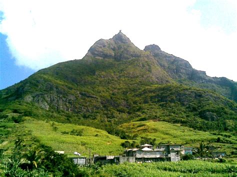 MAURITIUS ISLAND - ILE MAURICE: PETER BOTH MOUNTAIN