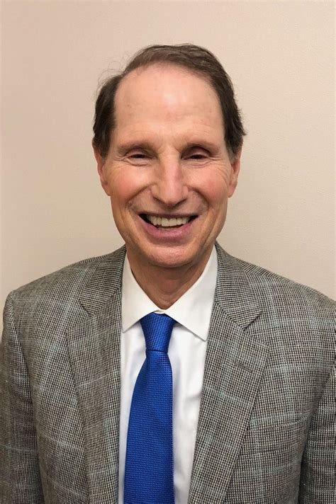 Senator Wyden: 2018 Midterm Elections Will Be 'Remarkable' | KLCC