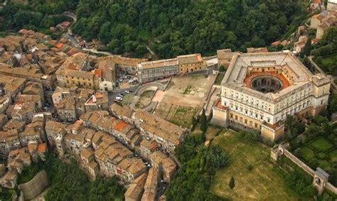 Guided Walking Tour: ‘Villa Farnese – Italy’ (4K) | Boomers Daily